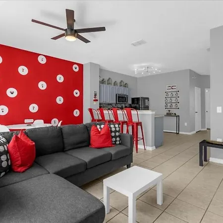 3 Bedrooms - 3 Bathrooms - Windsor Hills 7658 Kc